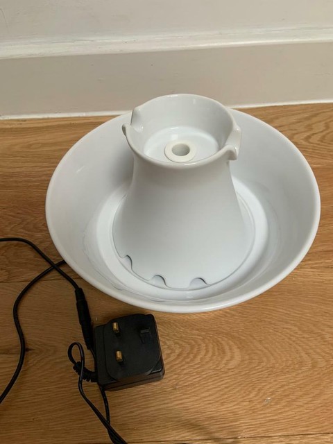 petsafe drinkwell ceramic avalon pet fountain